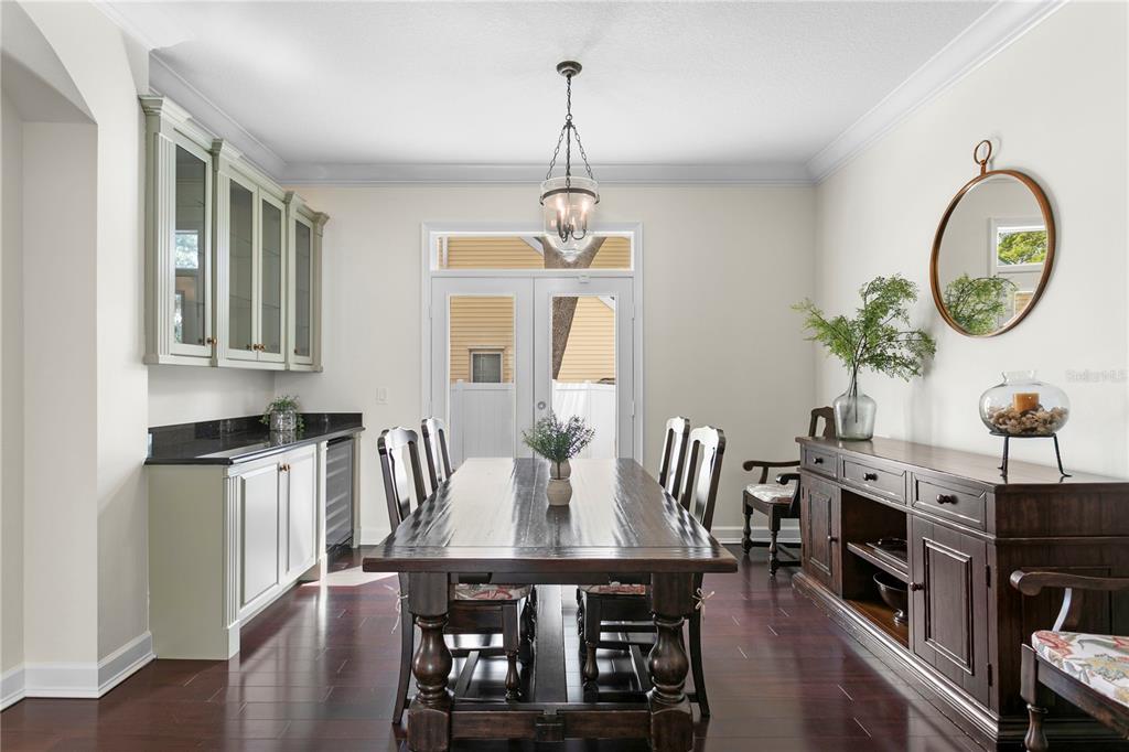 Tampa, Florida, 33629, United States, 4 Bedrooms Bedrooms, ,4 BathroomsBathrooms,Residential,For Sale,1885356