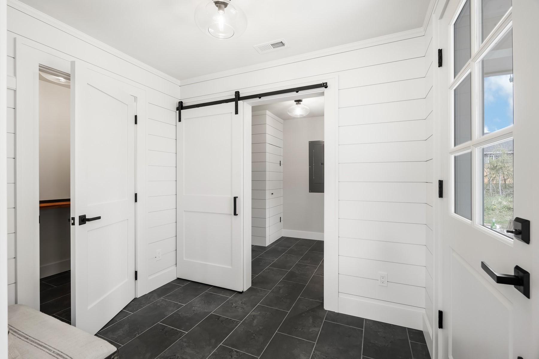  River Town Revival - 物件實景