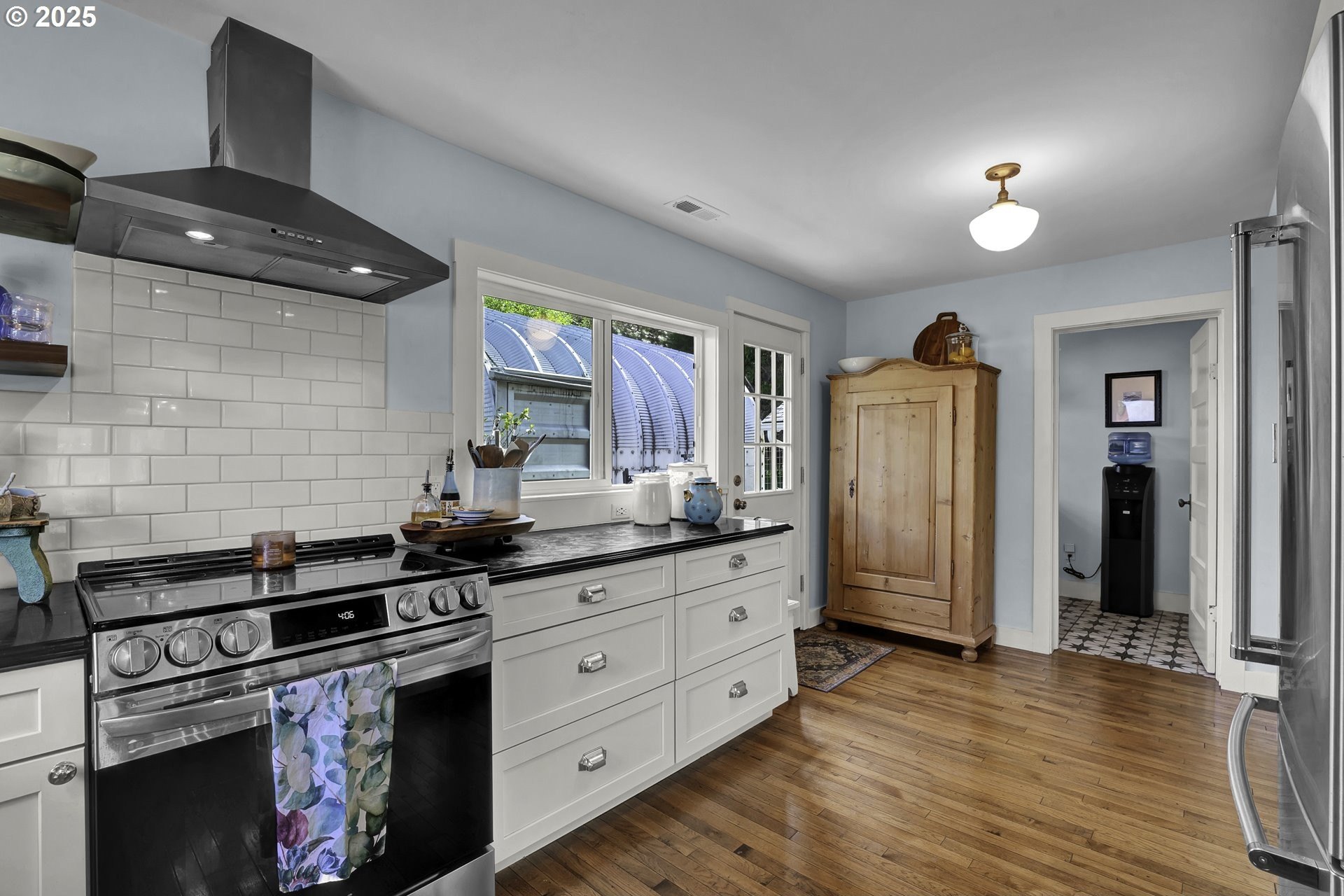 Roseburg, Oregon, 97471, United States, 3 Bedrooms Bedrooms, ,2 BathroomsBathrooms,Residential,For Sale,1793843