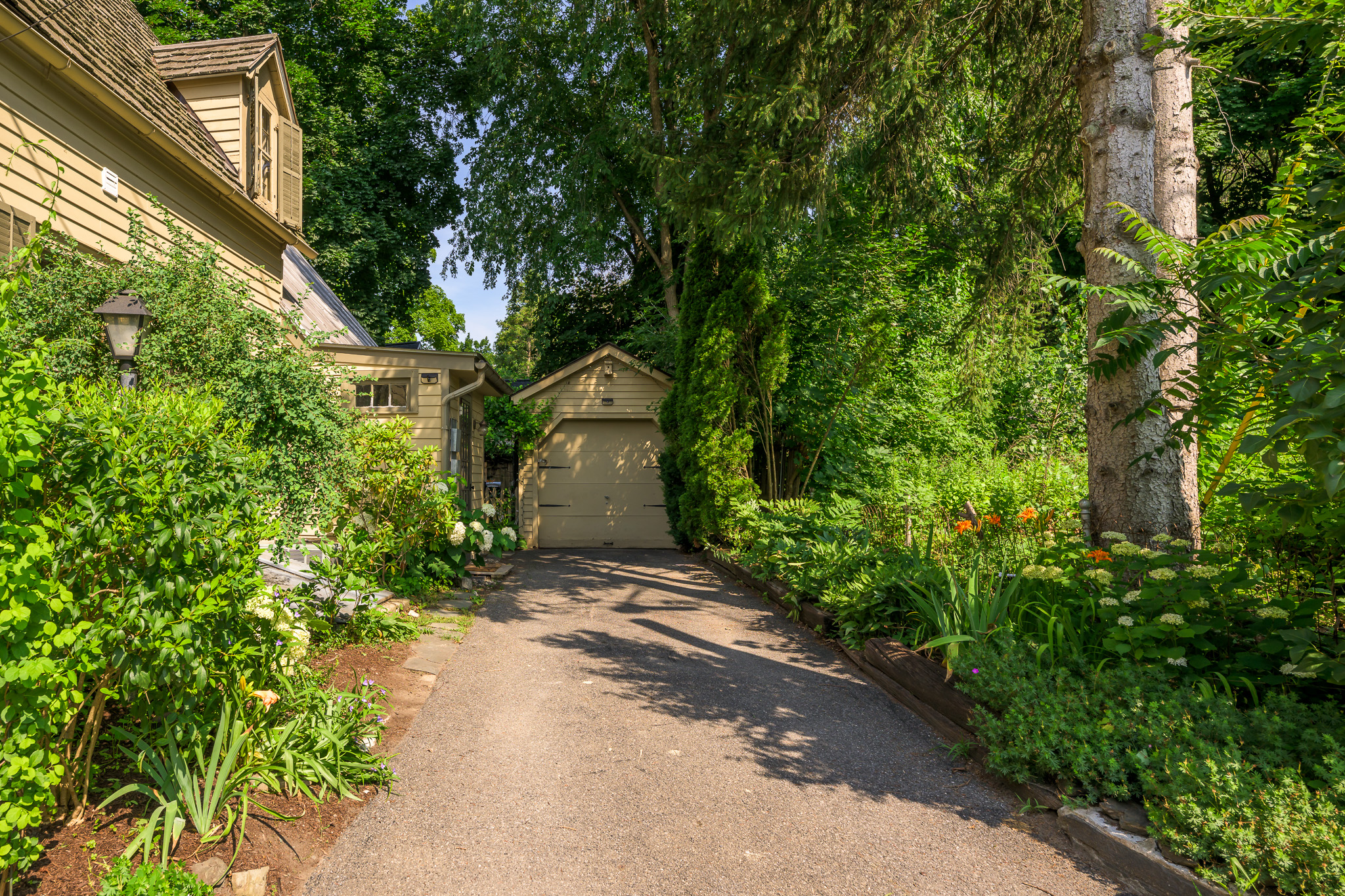  39 Hudson Street, Kinderhook, NY 12106 - 物件實景