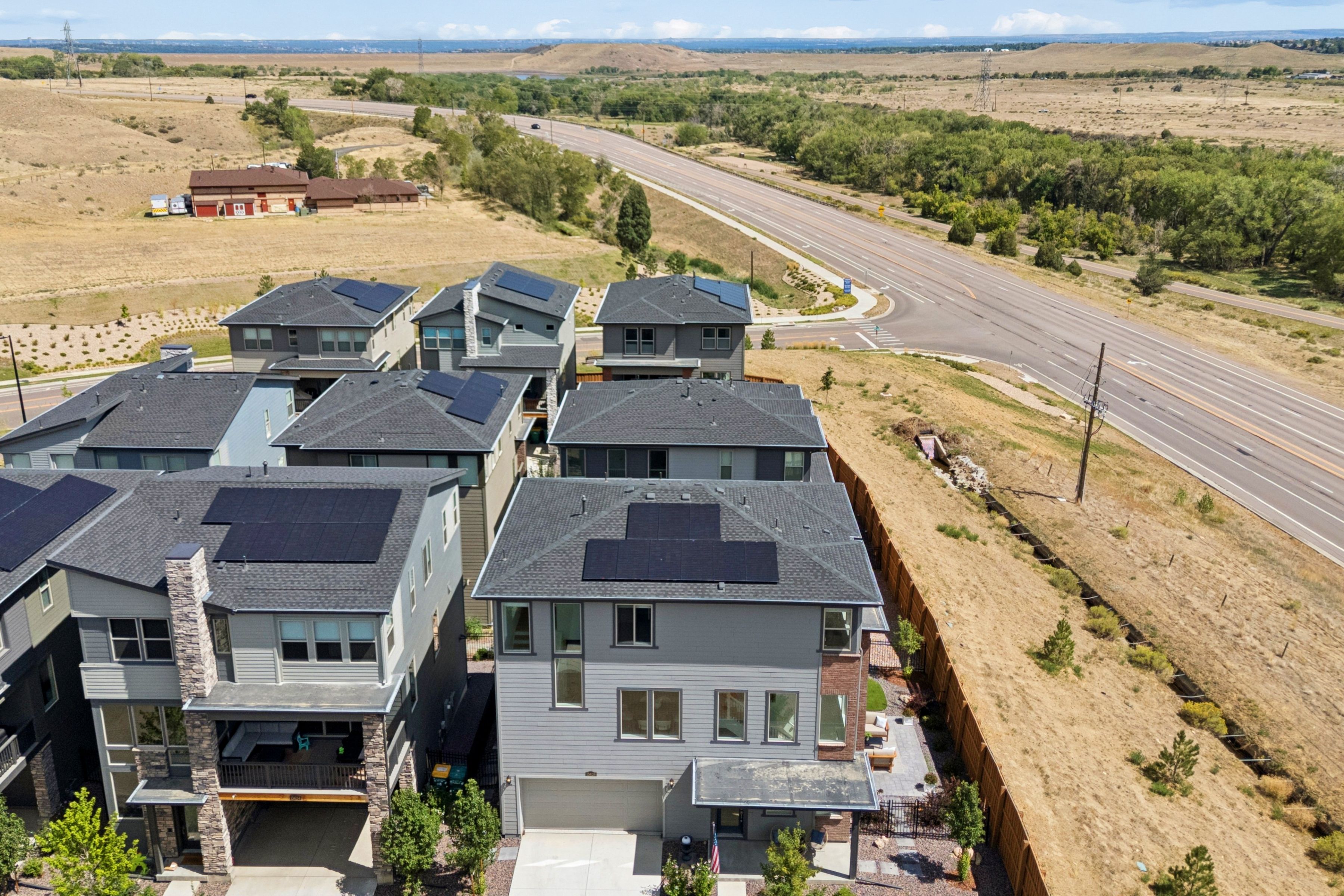  Elevated Colorado Living with 180° Mountain & Reservoir Views - 物件實景