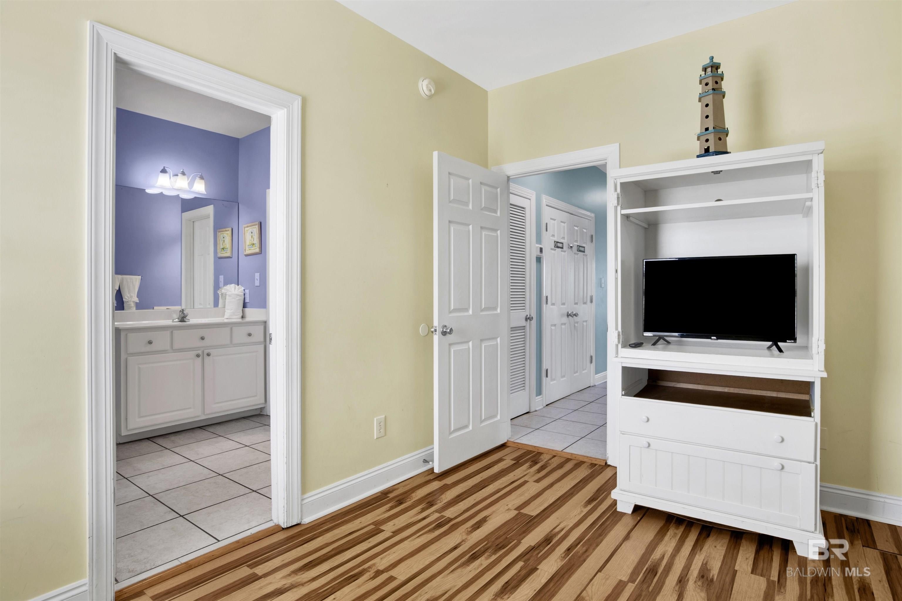 Gulf Shores, Alabama, 36542, United States, 8 Bedrooms Bedrooms, ,10 BathroomsBathrooms,Residential,For Sale,2022053