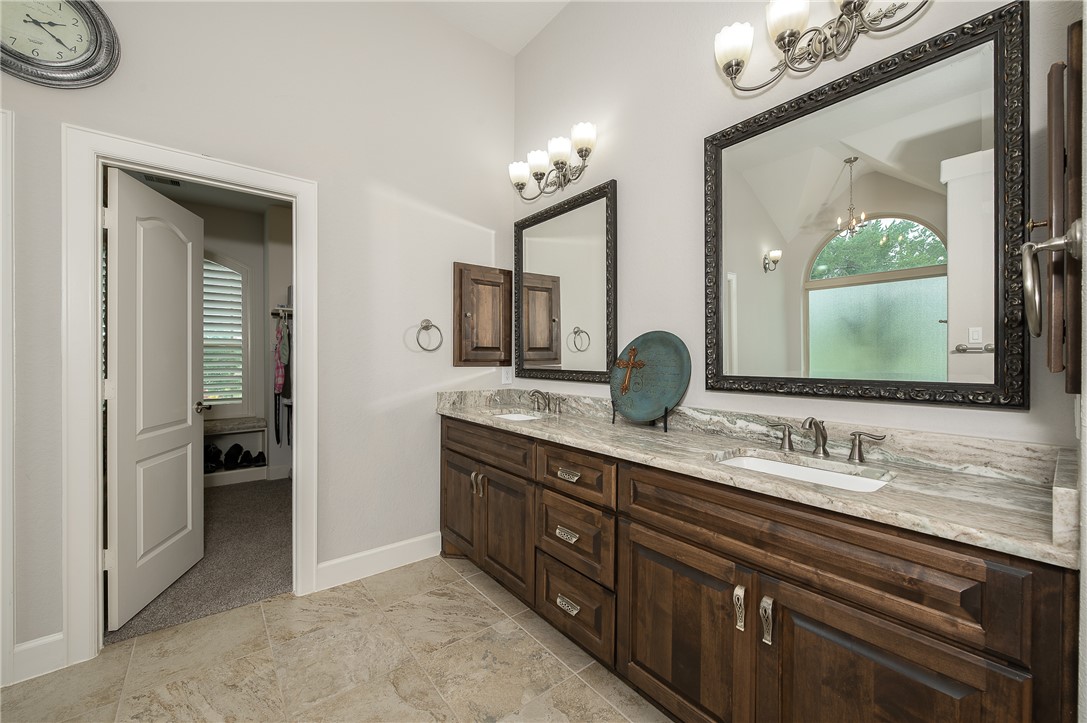 Iola, Texas, 77861, United States, 3 Bedrooms Bedrooms, ,3 BathroomsBathrooms,Residential,For Sale,1896848