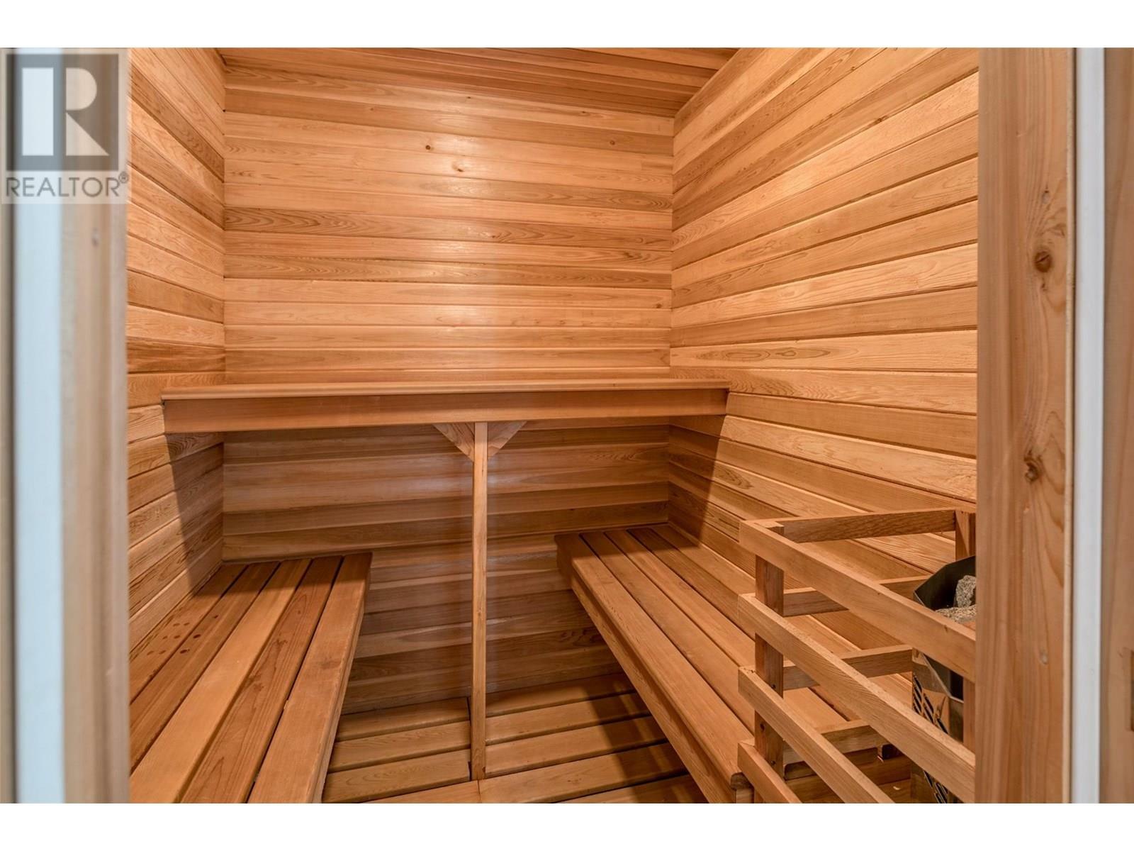 SPALLUMCHEEN, British Columbia, V4Y 0S6, CA, 3 Bedrooms Bedrooms, ,3 BathroomsBathrooms,Residential,For Sale,1874999