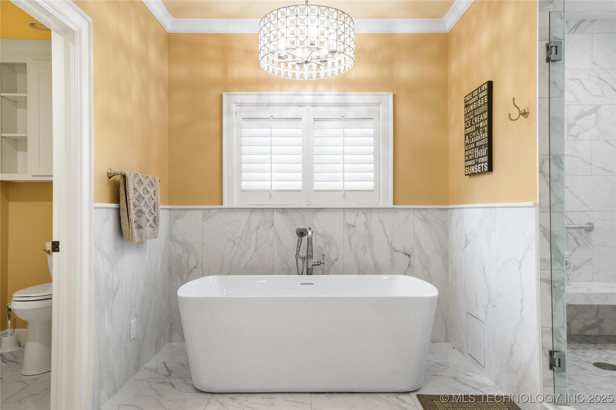 Muskogee, Oklahoma, 74403, United States, 4 Bedrooms Bedrooms, ,5 BathroomsBathrooms,Residential,For Sale,1980676