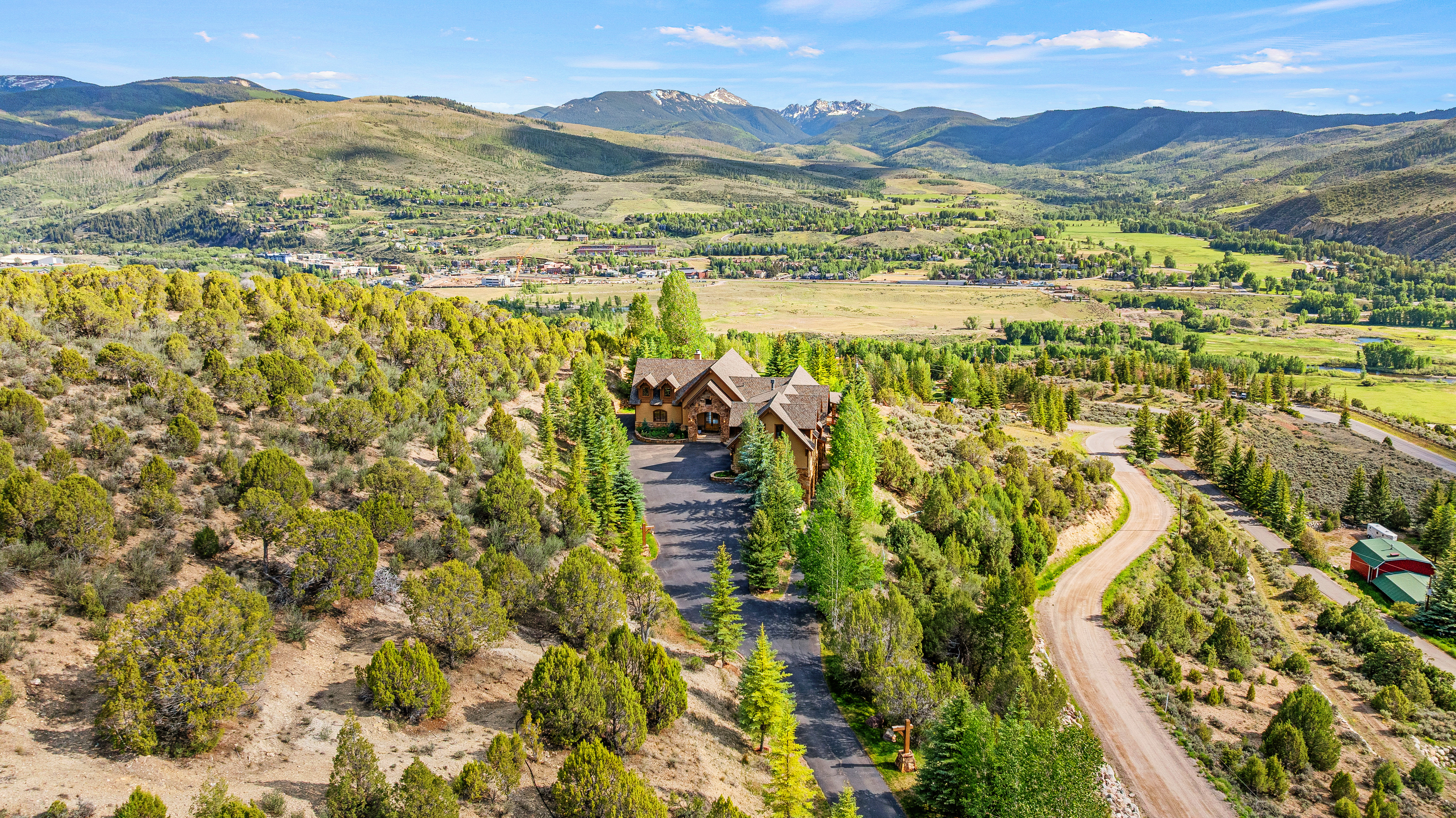  Exceptional Mountain Estate Offering Breathtaking Views - 物件實景