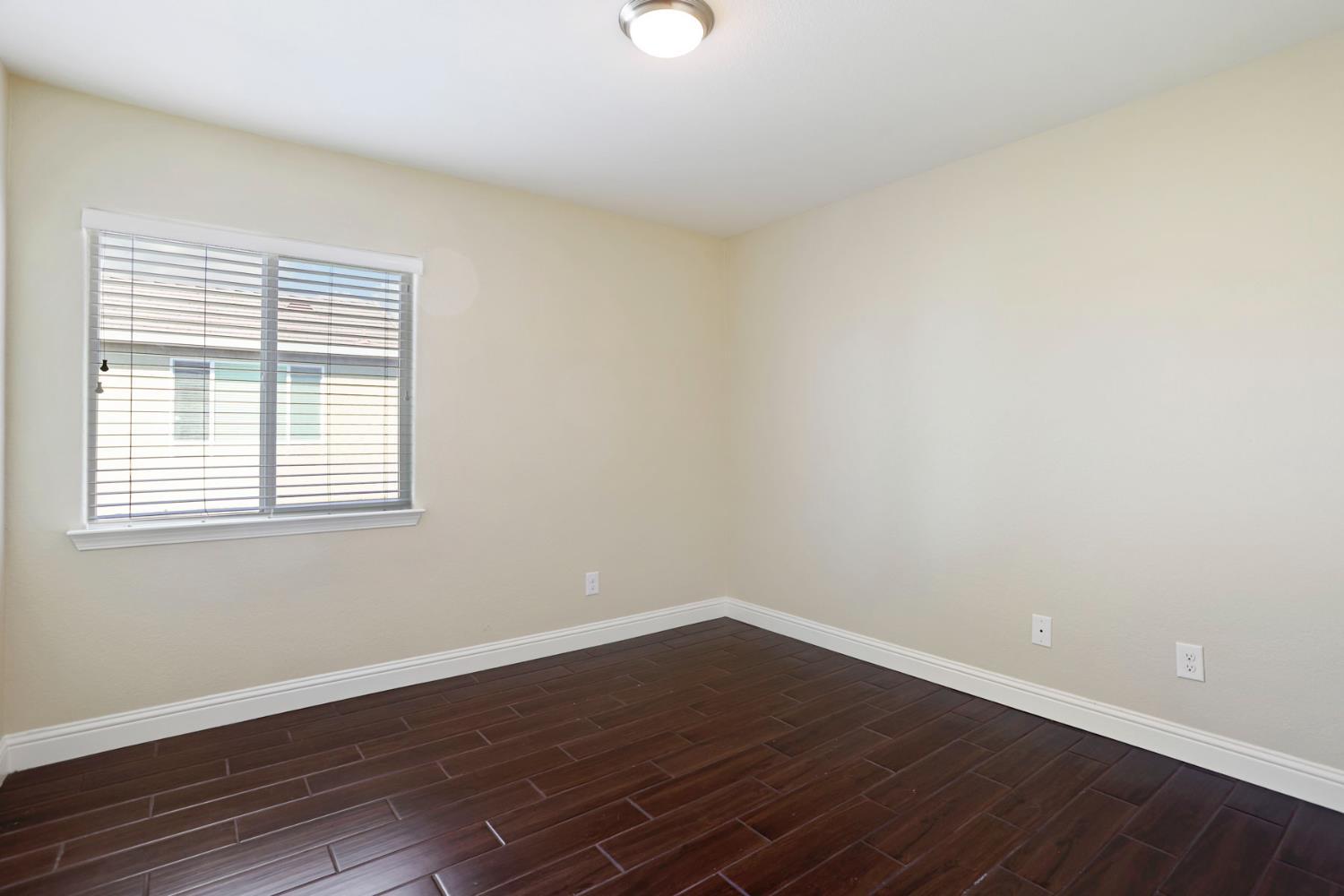 Stockton, California, 95209, United States, 5 Bedrooms Bedrooms, ,3 BathroomsBathrooms,Residential,For Sale,1931526
