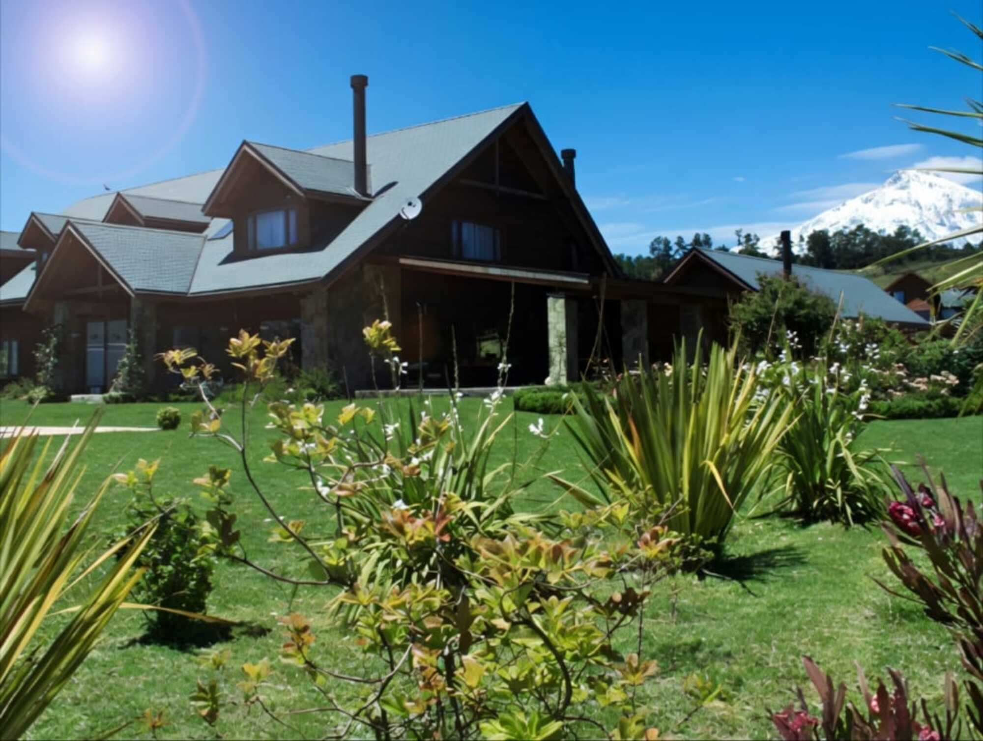  Villa Escorial – 8-Bedroom Lakefront Estate with Volcano Views, Pucón - 物件實景
