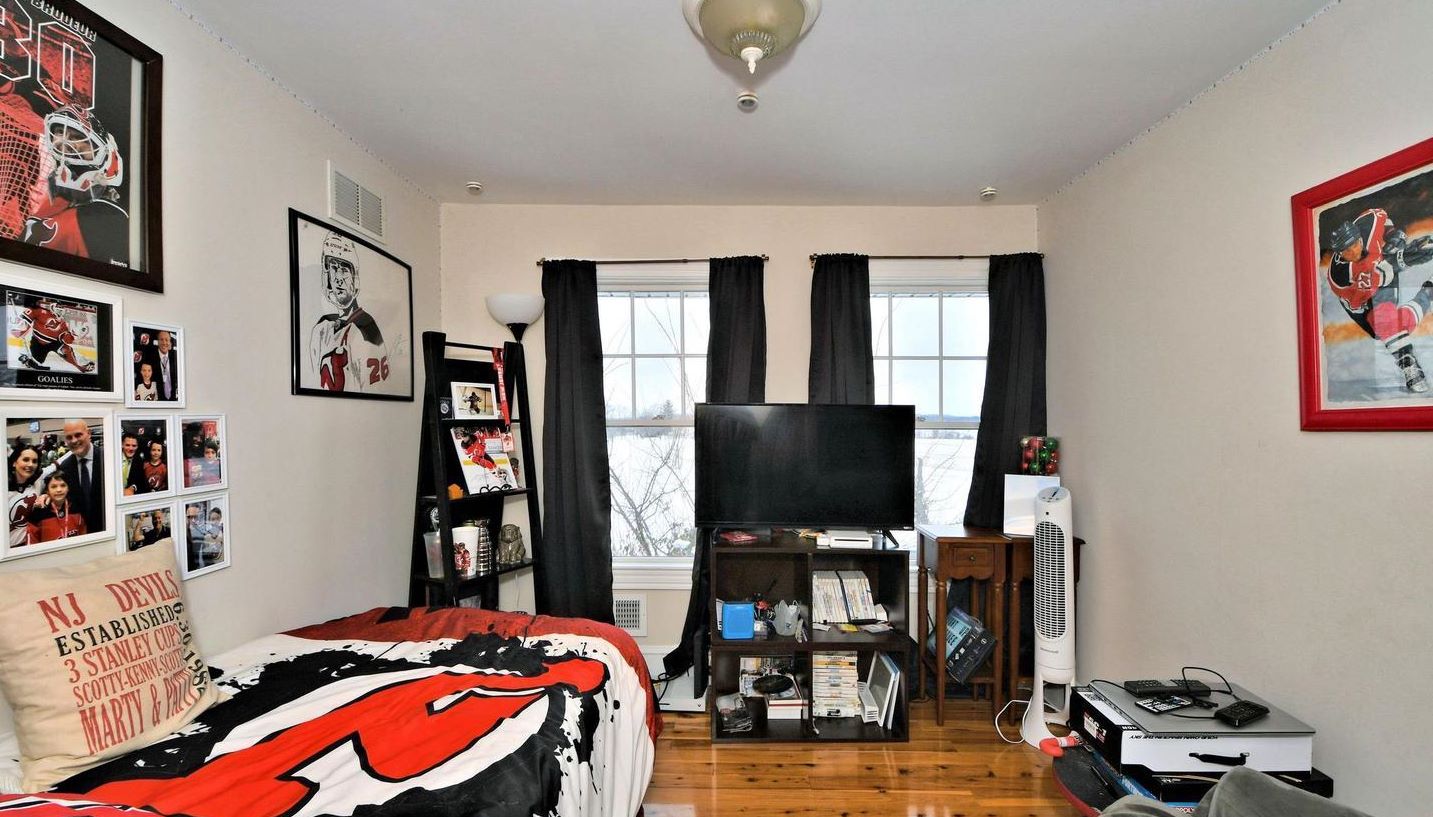 Pennington, New Jersey, 08534, United States, 3 Bedrooms Bedrooms, ,Residential,For Sale,1928704