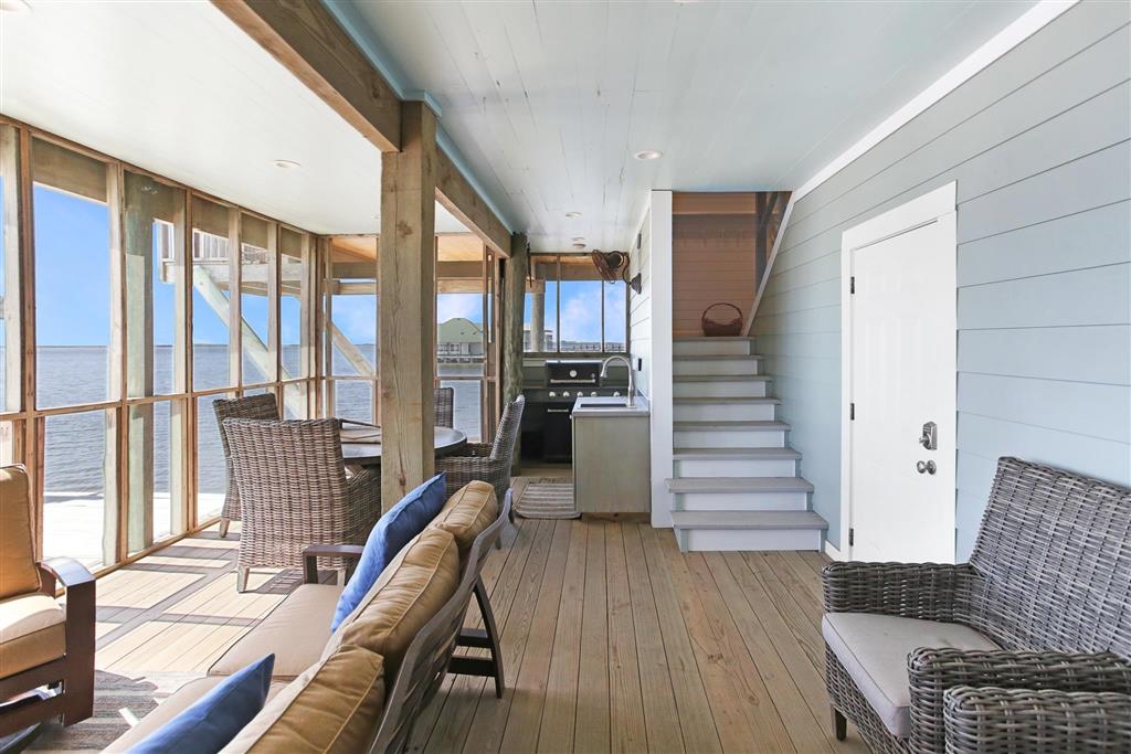 Lake Charles, Louisiana, 70607, United States, 1 Bedroom Bedrooms, ,2 BathroomsBathrooms,Residential,For Sale,2028404