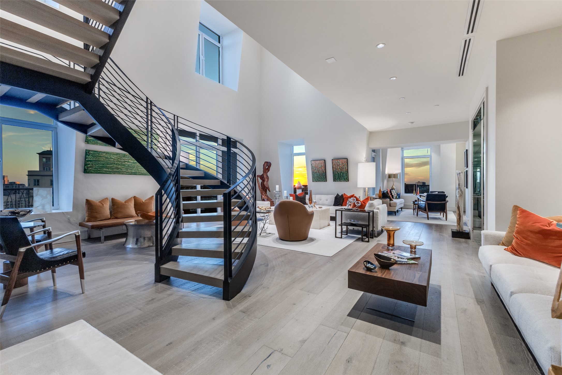 Dallas, Texas, 75219, United States, 3 Bedrooms Bedrooms, ,4 BathroomsBathrooms,Residential,For Sale,1993502