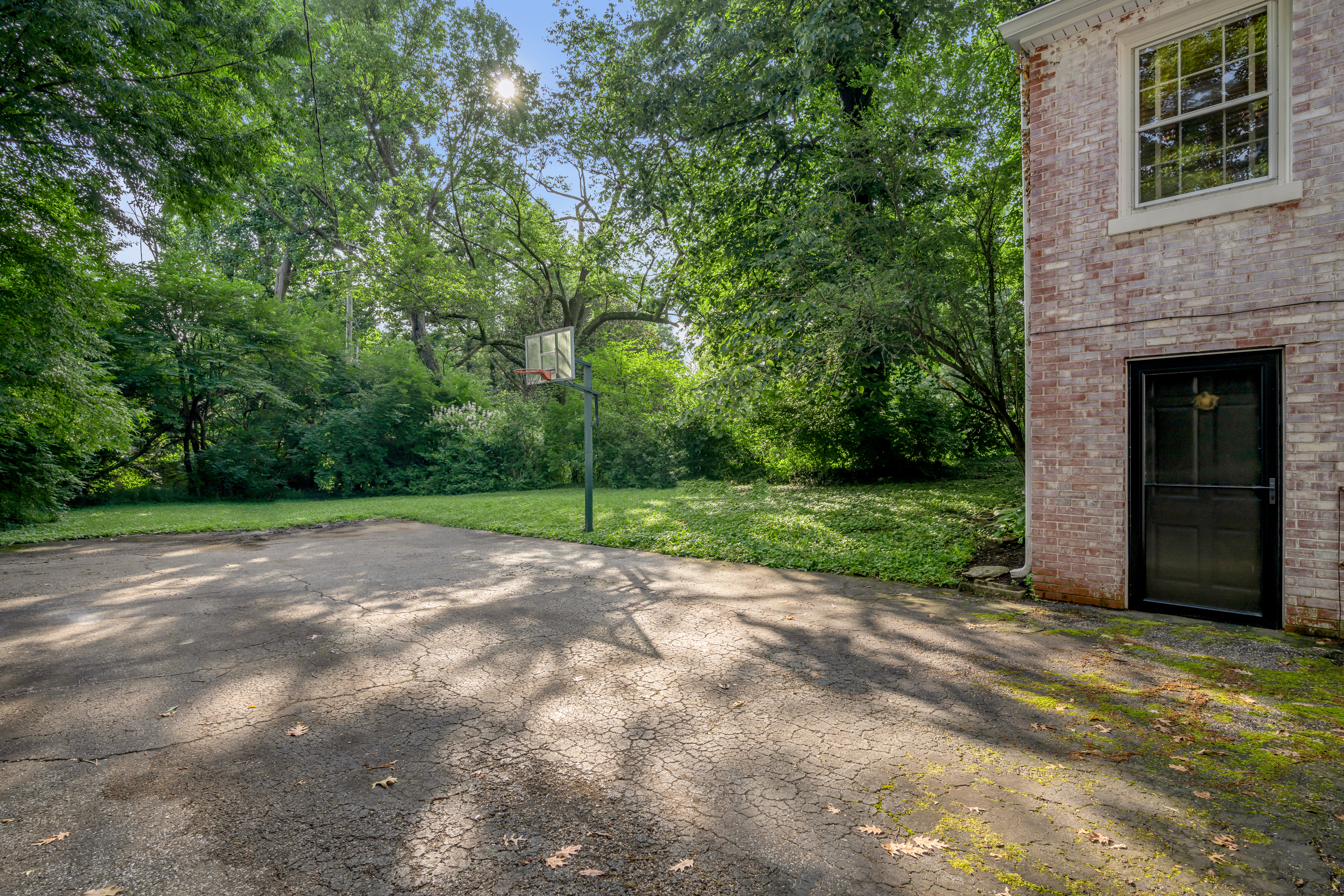  1305 E Cooper Drive - 物件實景