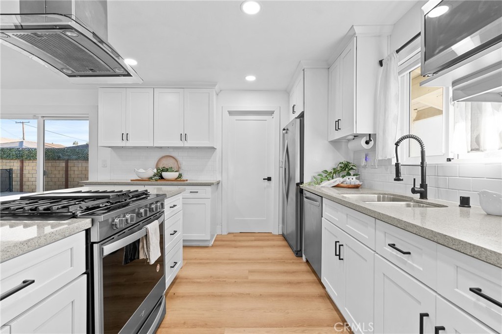 Orange, California, 92868, United States, 3 Bedrooms Bedrooms, ,2 BathroomsBathrooms,Residential,For Sale,1992014