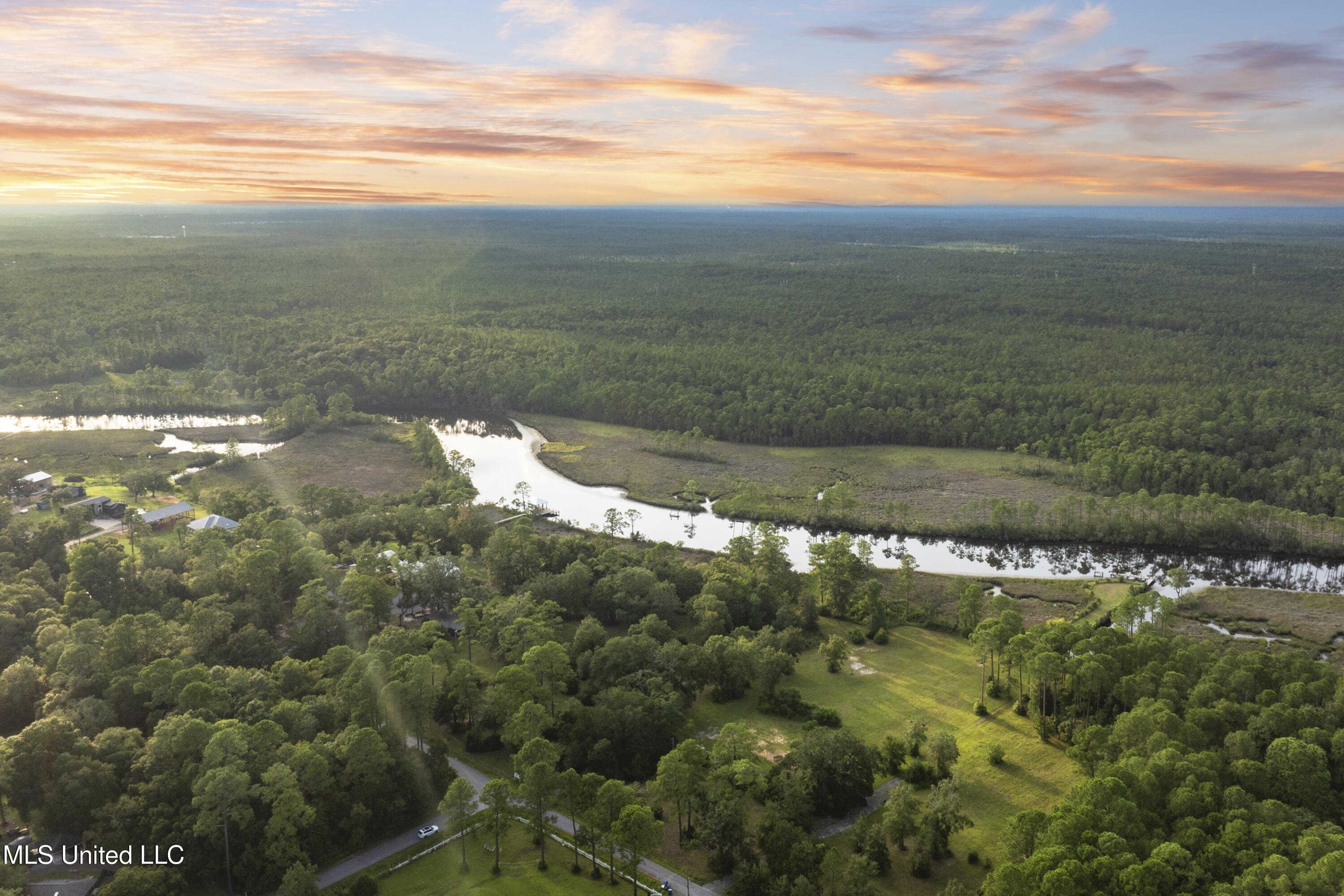 Ocean Springs, Mississippi, 39564, United States, ,Land,For Sale,1978678
