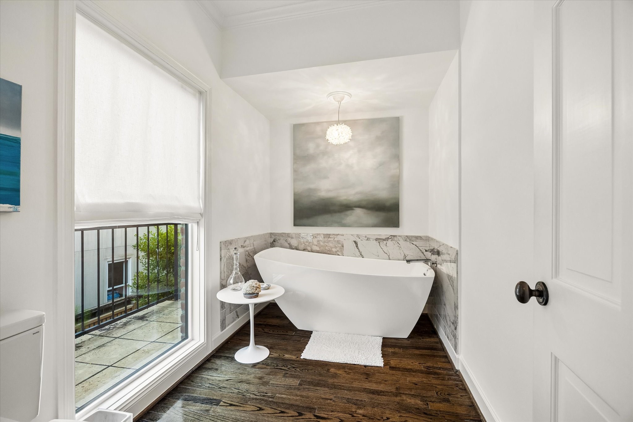 991 S Post Oak Lane - 物件實景
