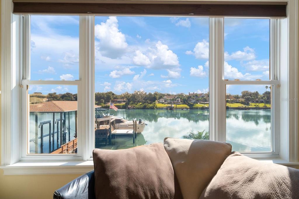 Largo, Florida, 33770, United States, 5 Bedrooms Bedrooms, ,4 BathroomsBathrooms,Residential,For Sale,2002964