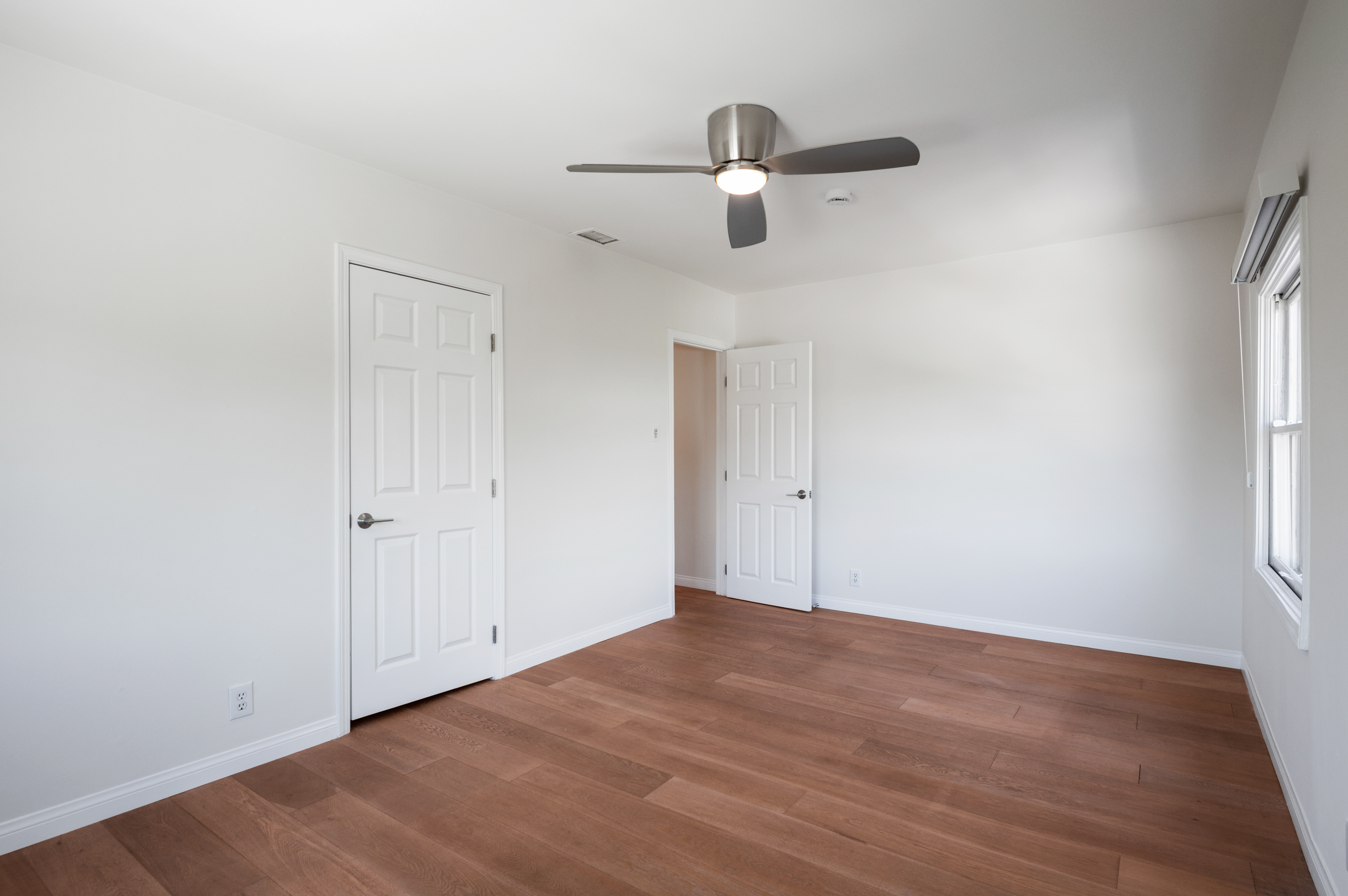  1662 Rotary Drive, Los Angeles, CA 90026 - 物件實景