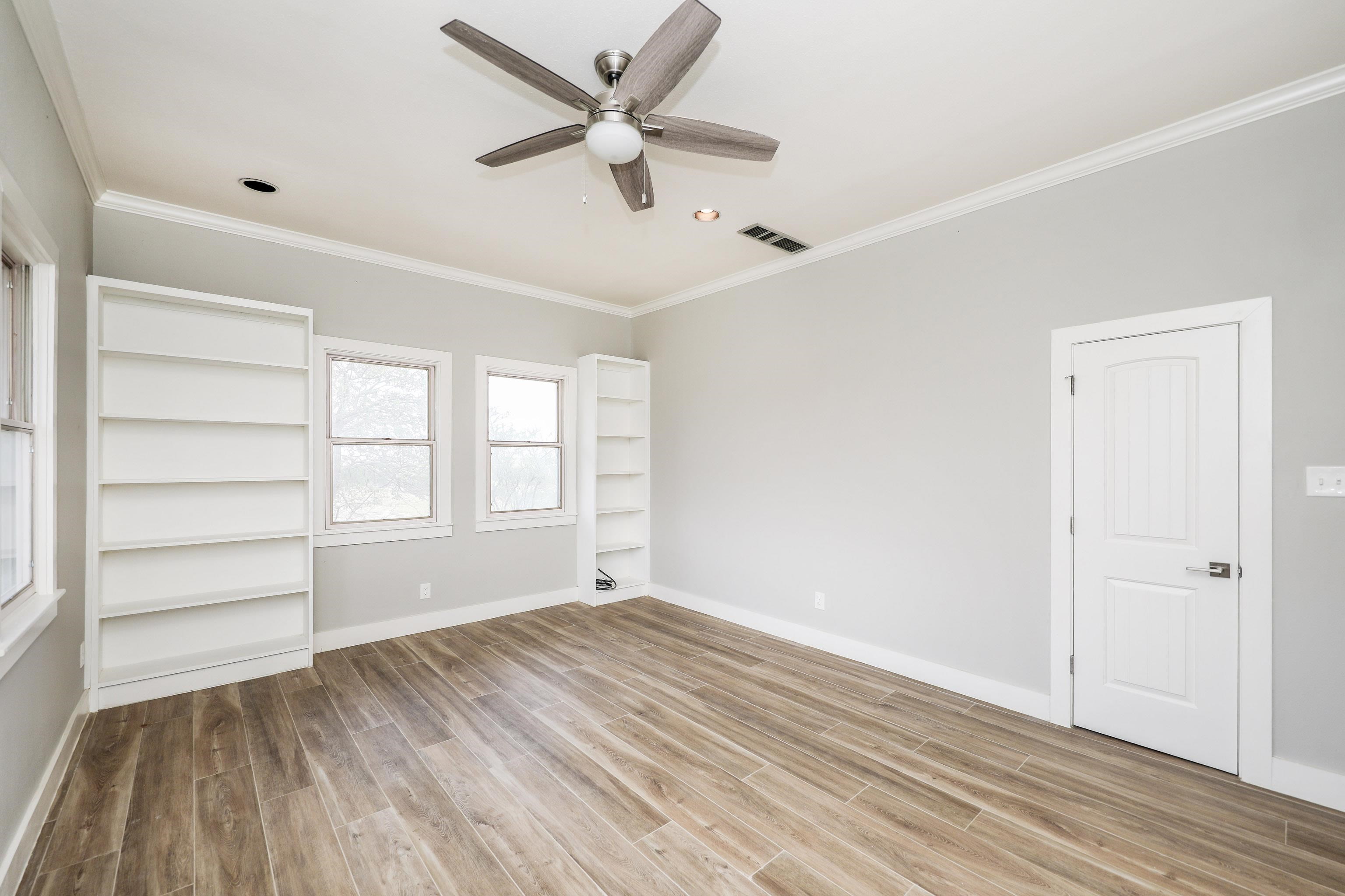 LAREDO, Texas, 78040, United States, 3 Bedrooms Bedrooms, ,3 BathroomsBathrooms,Residential,For Sale,1868916