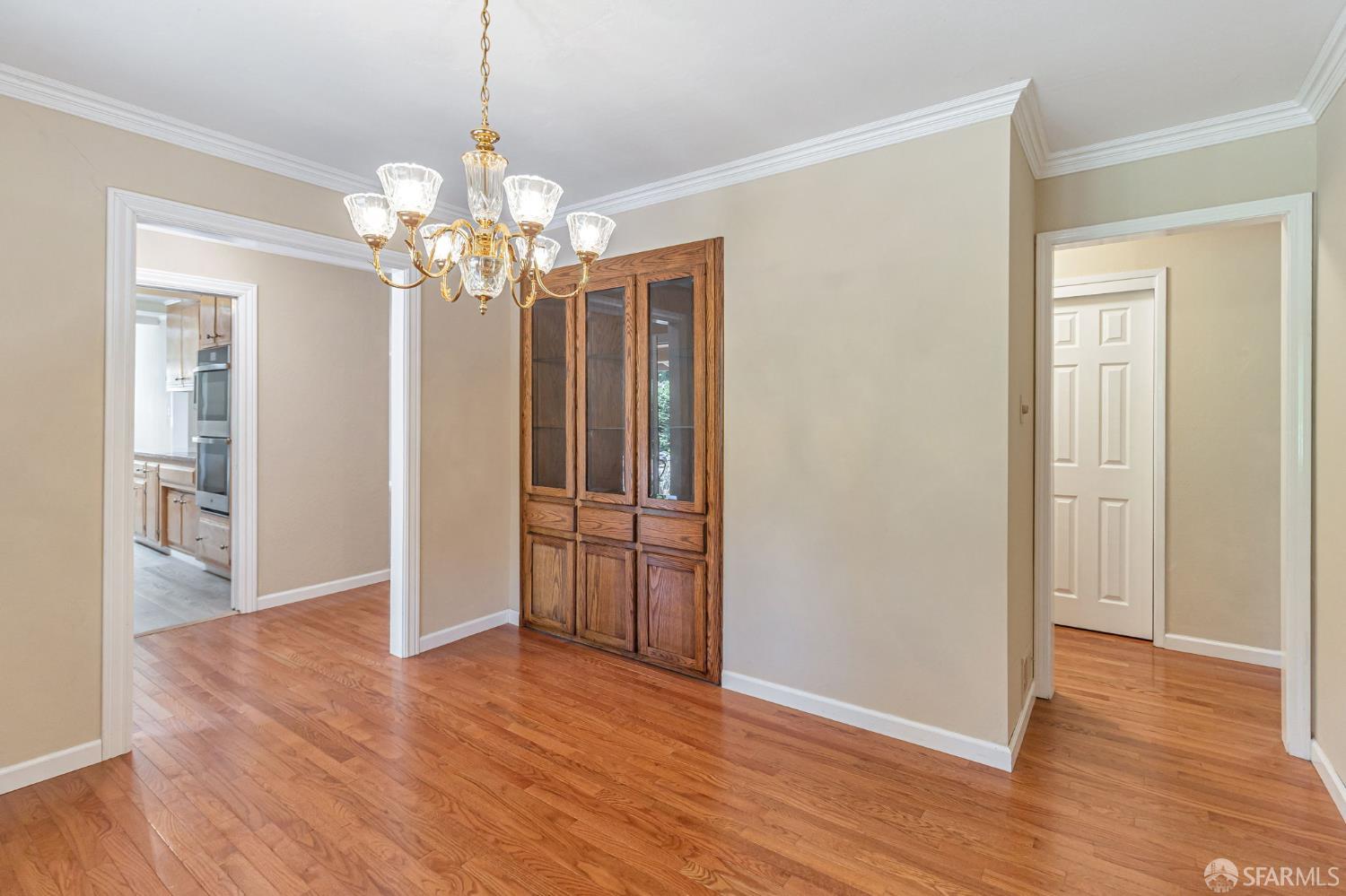 San Mateo, California, 94402, United States, 3 Bedrooms Bedrooms, ,3 BathroomsBathrooms,Residential,For Sale,1895374