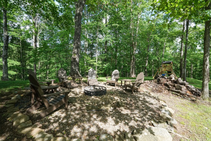 Horner, West Virginia, 26732, United States, 4 Bedrooms Bedrooms, ,4 BathroomsBathrooms,Residential,For Sale,1955004