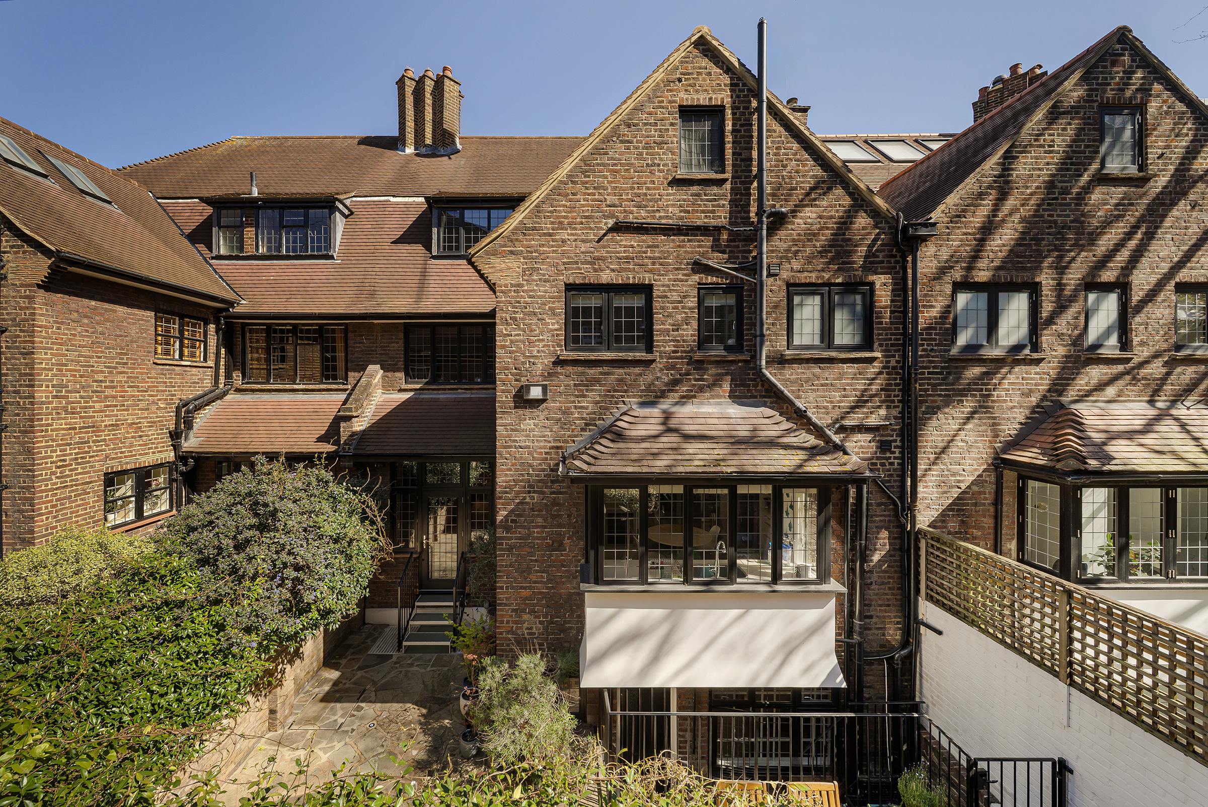  A substantial seven-bedroom family house with a west-facing garden in Chelsea - 物件實景