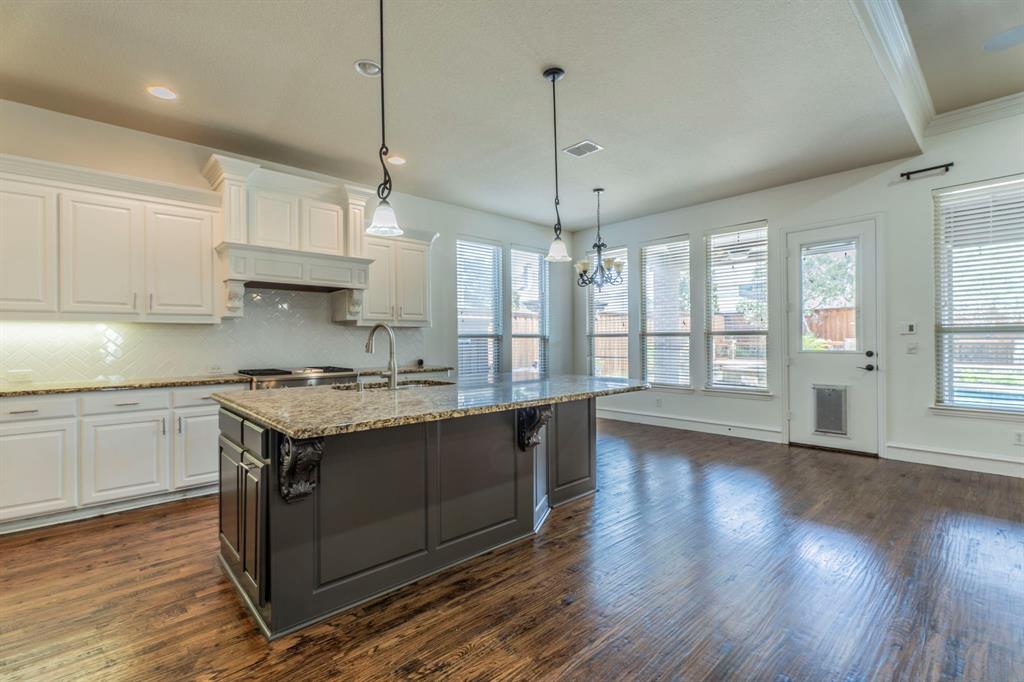 Frisco, Texas, 75034, United States, 5 Bedrooms Bedrooms, ,4 BathroomsBathrooms,Residential,For Sale,1981625