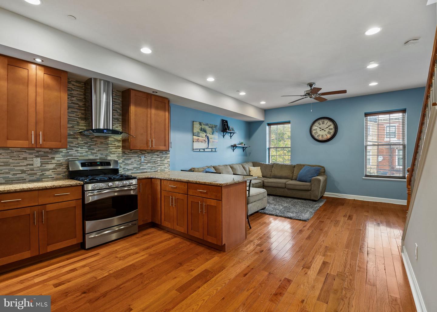 Philadelphia, Pennsylvania, 19146, United States, 3 Bedrooms Bedrooms, ,2 BathroomsBathrooms,Residential,For Sale,1949771