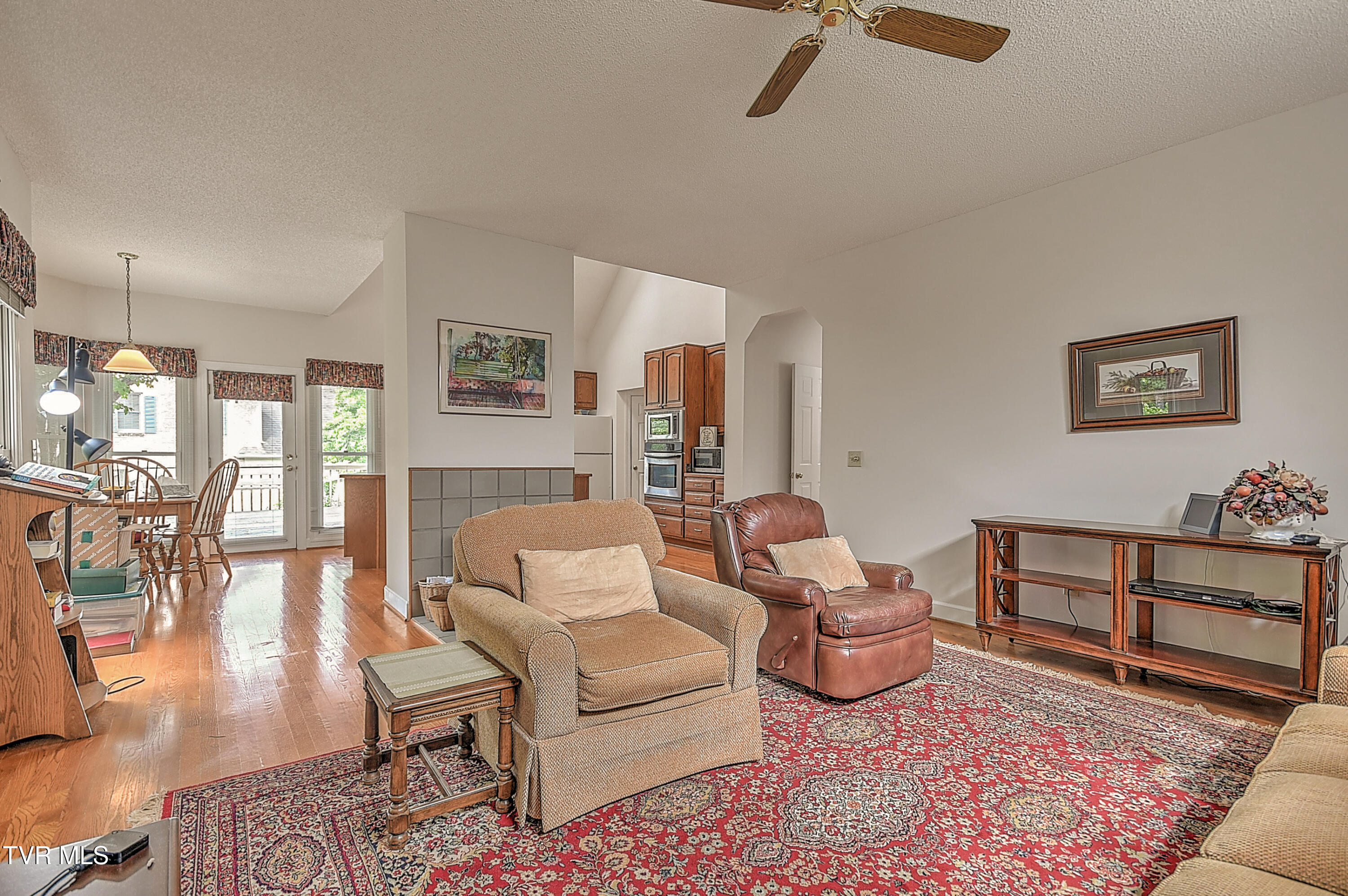 Johnson City, Tennessee, 37604, United States, 4 Bedrooms Bedrooms, ,3 BathroomsBathrooms,Residential,For Sale,1870775