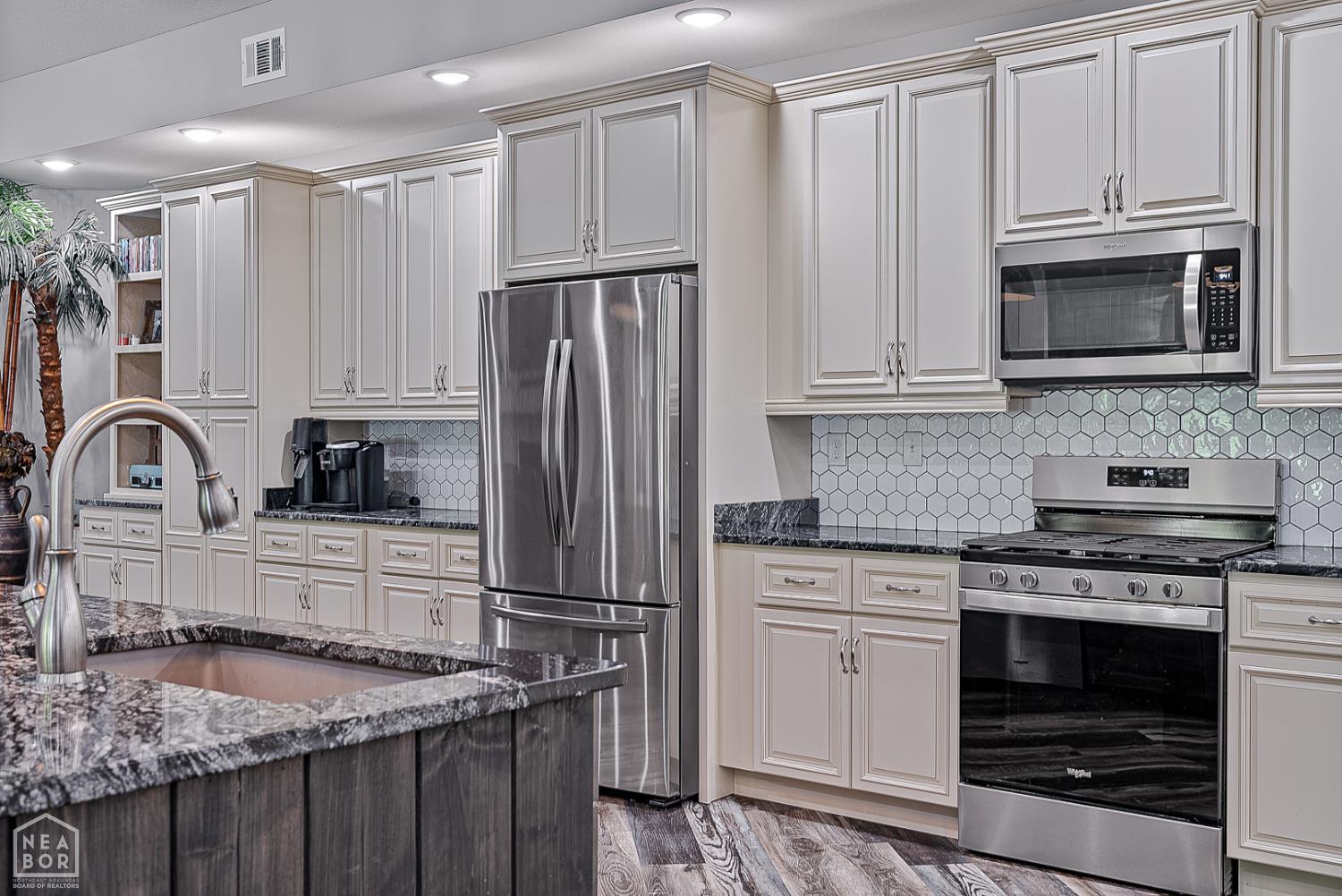 Harrisburg, Arkansas, 72432, United States, 2 Bedrooms Bedrooms, ,2 BathroomsBathrooms,Residential,For Sale,1978199