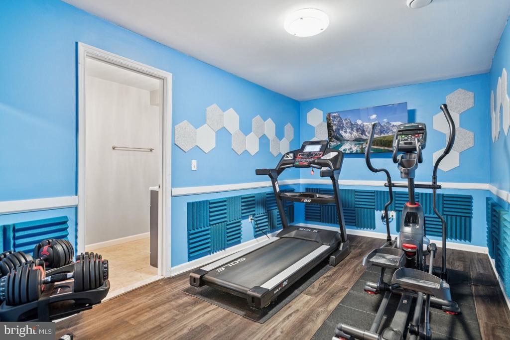 Leesburg, Virginia, 20176, United States, 4 Bedrooms Bedrooms, ,5 BathroomsBathrooms,Residential,For Sale,1900813