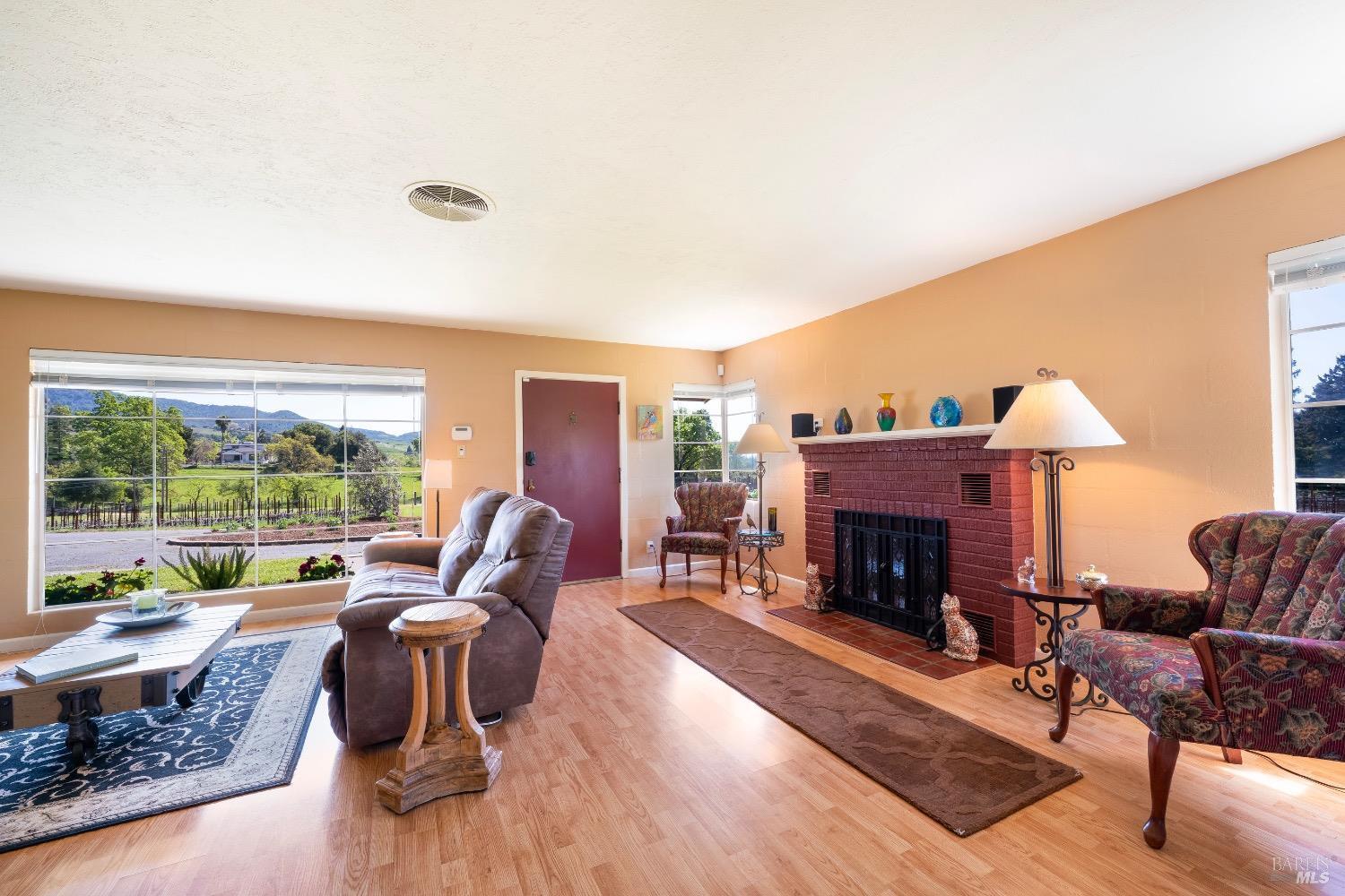 Napa, California, 94558, United States, 4 Bedrooms Bedrooms, ,2 BathroomsBathrooms,Residential,For Sale,1793717