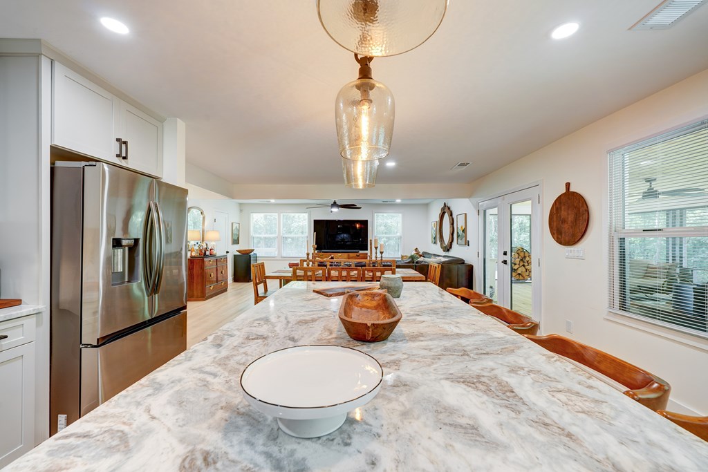 Ellijay, Georgia, 30536, United States, 4 Bedrooms Bedrooms, ,2 BathroomsBathrooms,Residential,For Sale,2015315