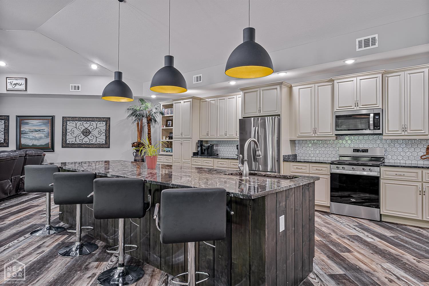 Harrisburg, Arkansas, 72432, United States, 2 Bedrooms Bedrooms, ,2 BathroomsBathrooms,Residential,For Sale,1978199