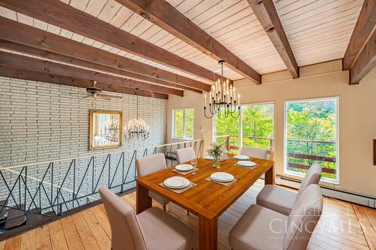 Milford, Ohio, 45150, United States, 4 Bedrooms Bedrooms, ,3 BathroomsBathrooms,Residential,For Sale,1989333