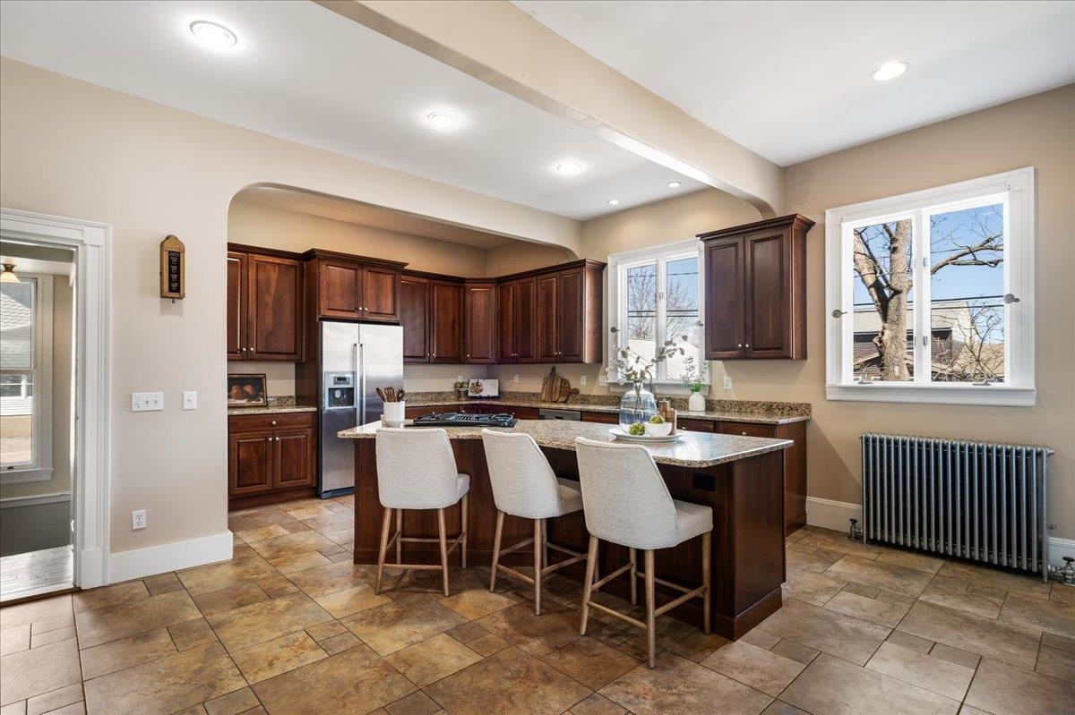 Manchester, New Hampshire, 03104, United States, 5 Bedrooms Bedrooms, ,6 BathroomsBathrooms,Residential,For Sale,1779351
