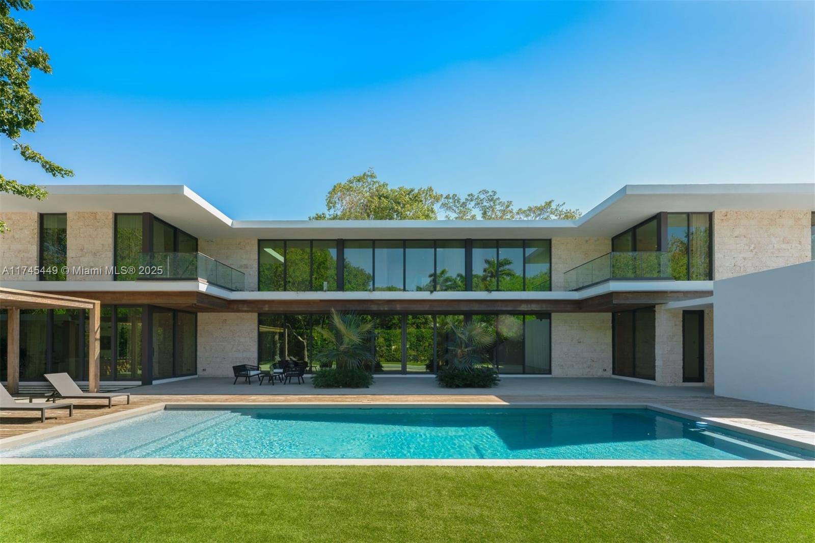 Coral Gables, Florida, 33156, United States, 7 Bedrooms Bedrooms, ,8 BathroomsBathrooms,Residential,For Sale,1732082