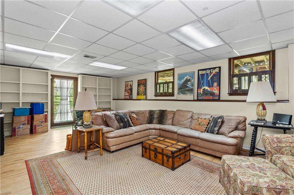 Canton, Georgia, 30114, United States, 4 Bedrooms Bedrooms, ,3 BathroomsBathrooms,Residential,For Sale,1934222
