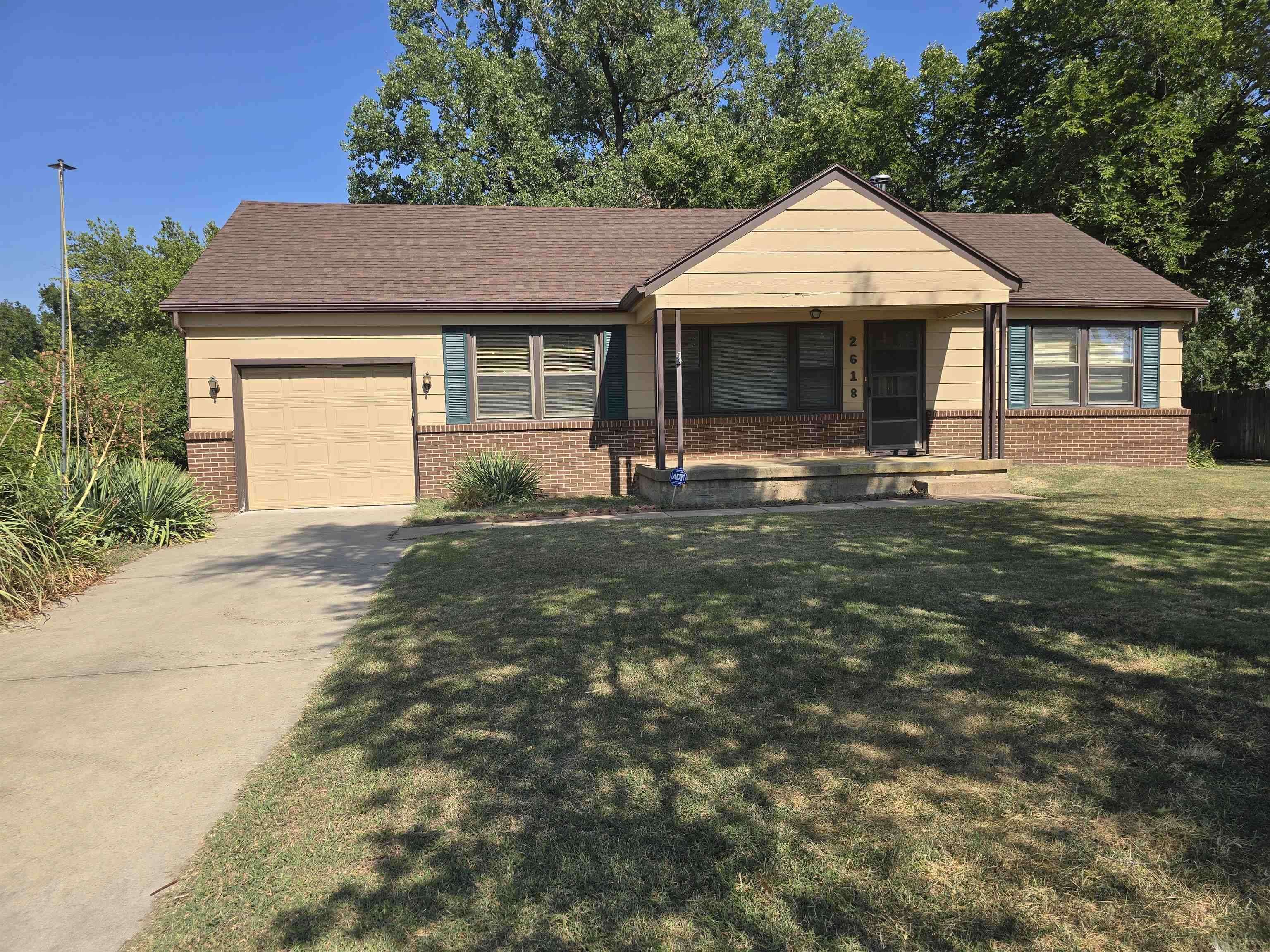 Athenian Ave, Wichita, KS 67204