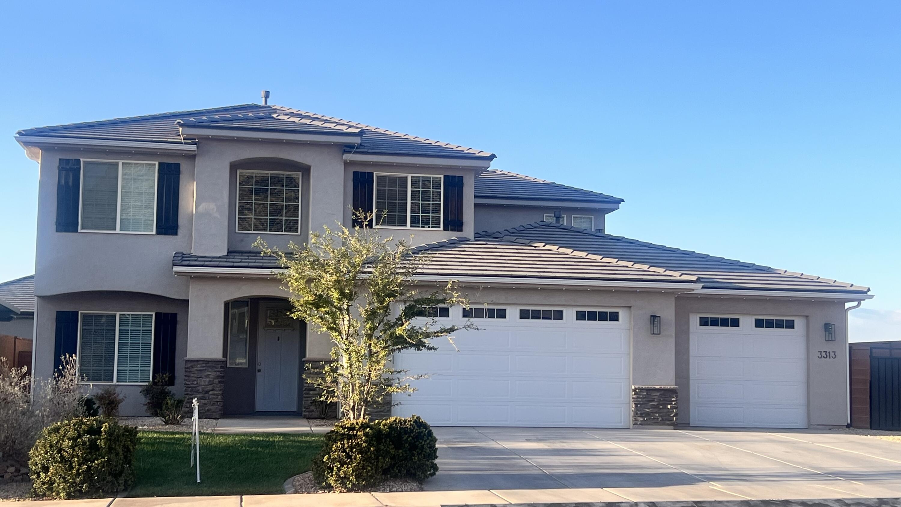 St George, Utah, 84790, United States, 6 Bedrooms Bedrooms, ,Residential,For Sale,1882756