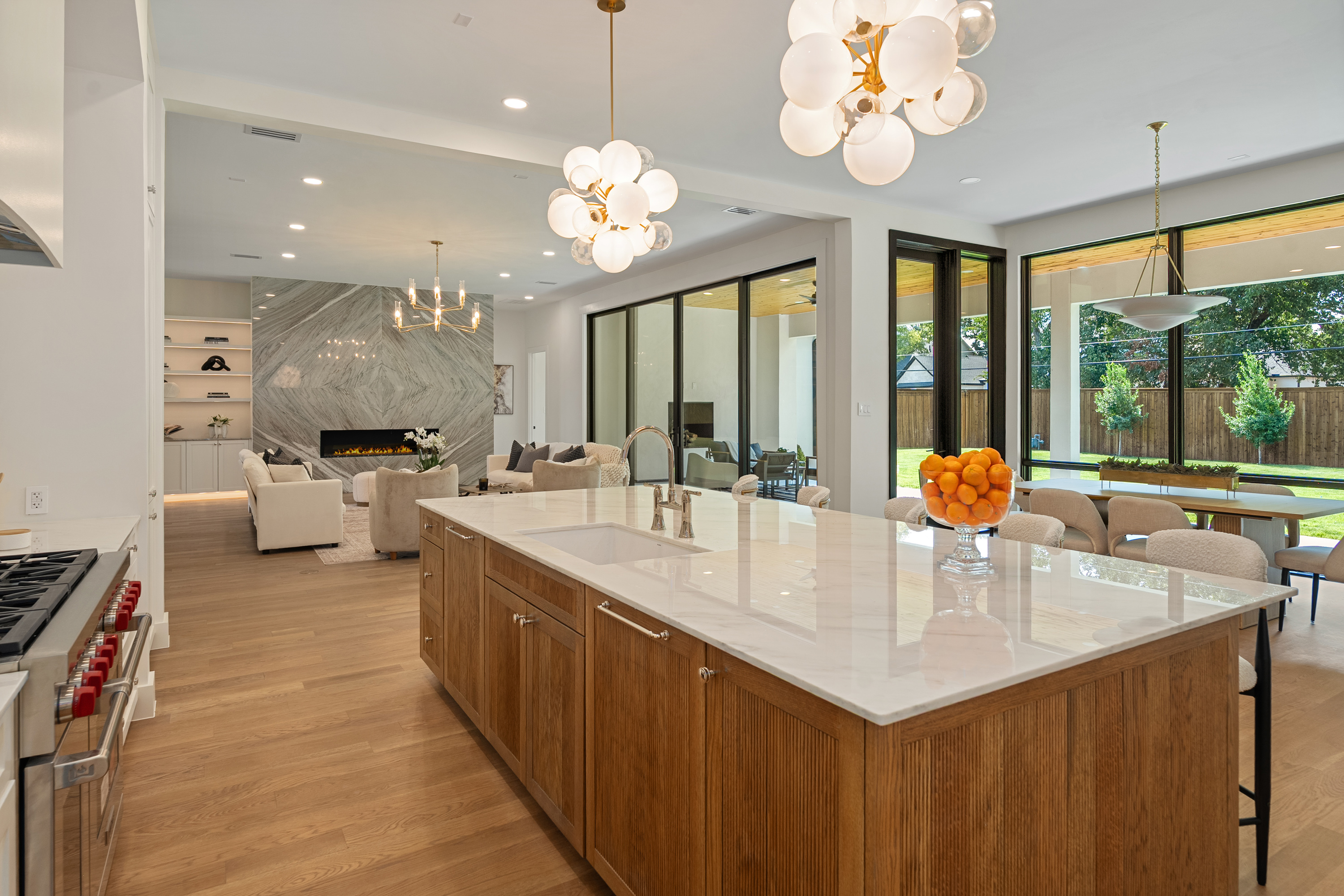  Sophisticated Transitional Design - 物件實景