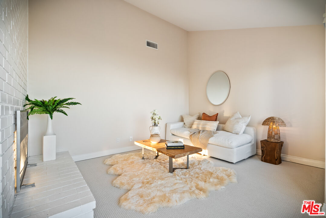 Malibu, California, 90265, United States, 4 Bedrooms Bedrooms, ,3 BathroomsBathrooms,Residential,For Sale,2001973