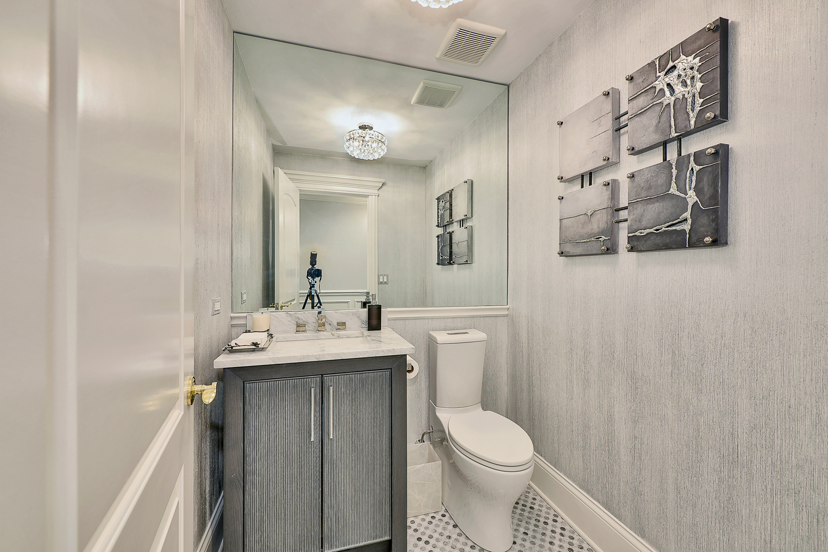 Inverness, Illinois, 60067, United States, 6 Bedrooms Bedrooms, ,10 BathroomsBathrooms,Residential,For Sale,1980609