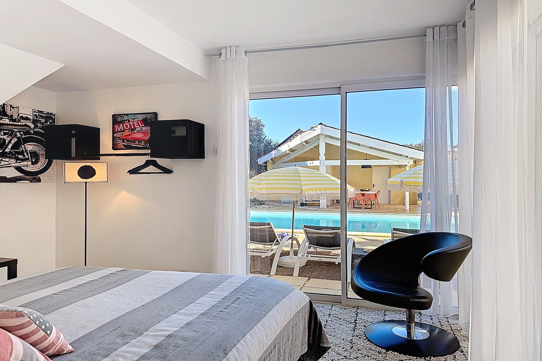  Renovated Contemporary California-Style Villa – Exceptional Features - 物件實景