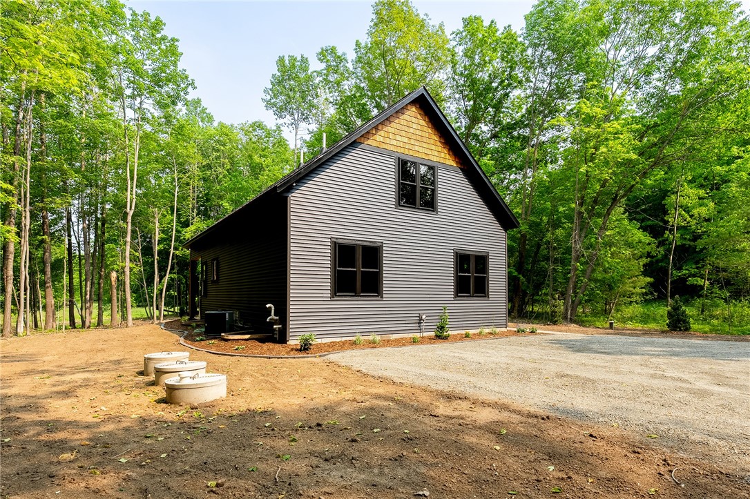 Bloomer, Wisconsin, 54724, United States, 3 Bedrooms Bedrooms, ,3 BathroomsBathrooms,Residential,For Sale,1751158
