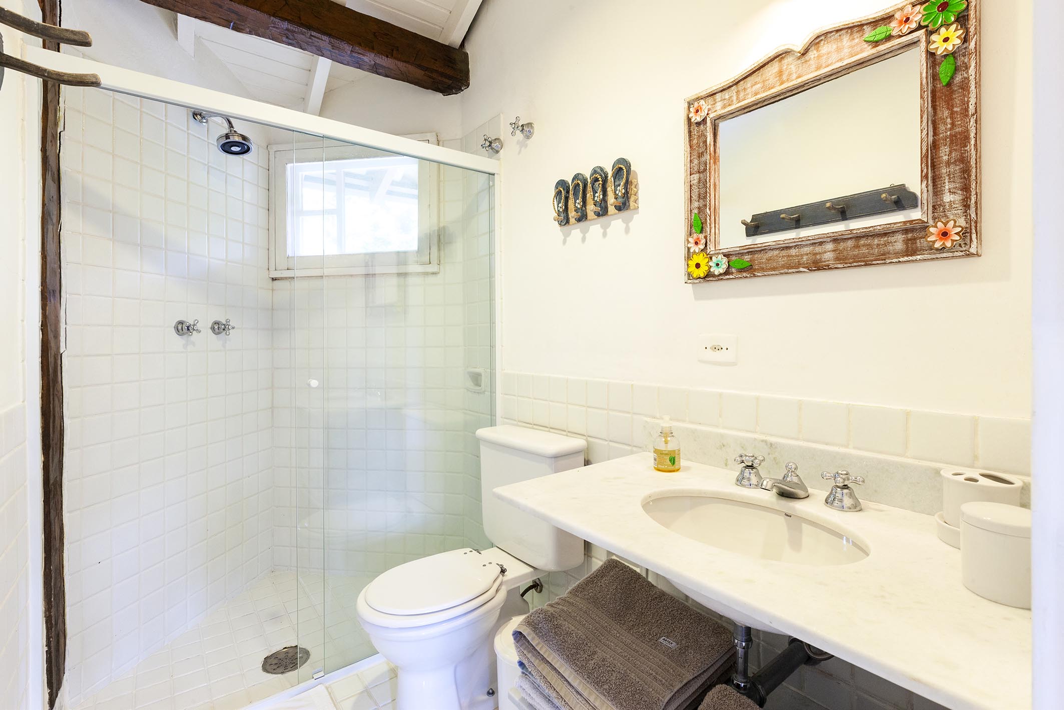  Architect-designed house surrounded by greenery in Maresias - 物件實景