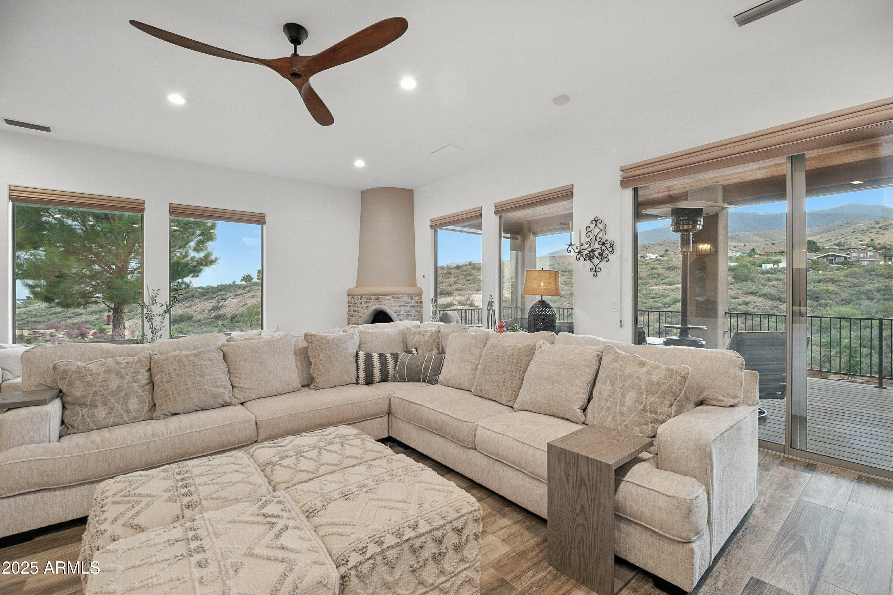 Clarkdale, Arizona, 86324, United States, 3 Bedrooms Bedrooms, ,Residential,For Sale,1927431