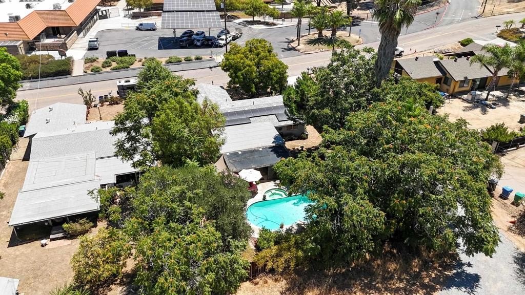 Lakeside, California, 92040, United States, 3 Bedrooms Bedrooms, ,2 BathroomsBathrooms,Residential,For Sale,1906391