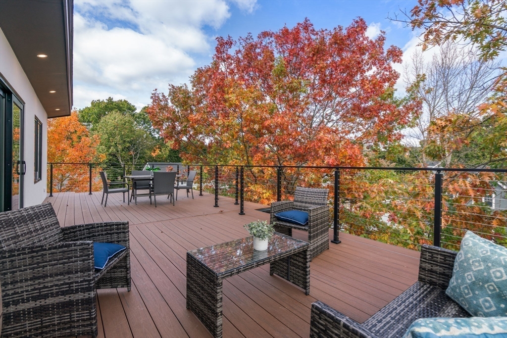 Newton, Massachusetts, 02465, United States, 6 Bedrooms Bedrooms, ,7 BathroomsBathrooms,Residential,For Sale,1730444