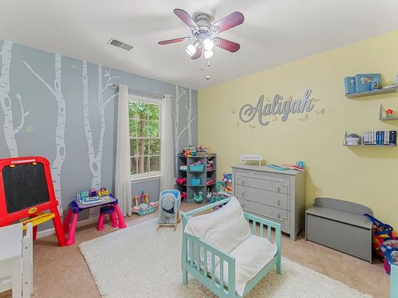 Manassas Park, Virginia, 20111, United States, 4 Bedrooms Bedrooms, ,4 BathroomsBathrooms,Residential,For Sale,1978924