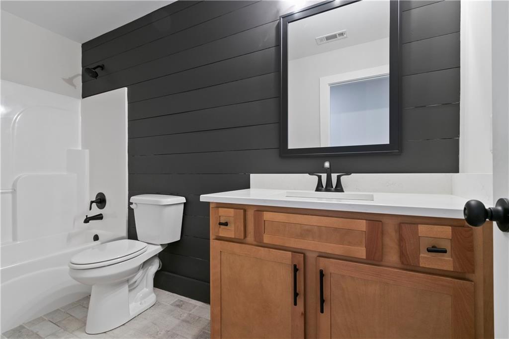 Carrollton, Georgia, 30116, United States, 4 Bedrooms Bedrooms, ,4 BathroomsBathrooms,Residential,For Sale,1897313
